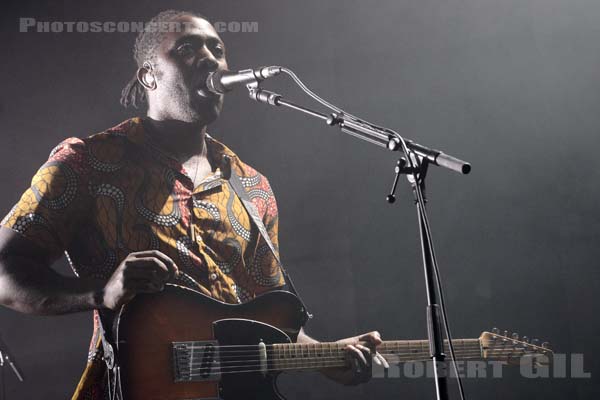 BLOC PARTY - 2018-10-16 - PARIS - Zenith - Rowland Kelechukwu Okereke